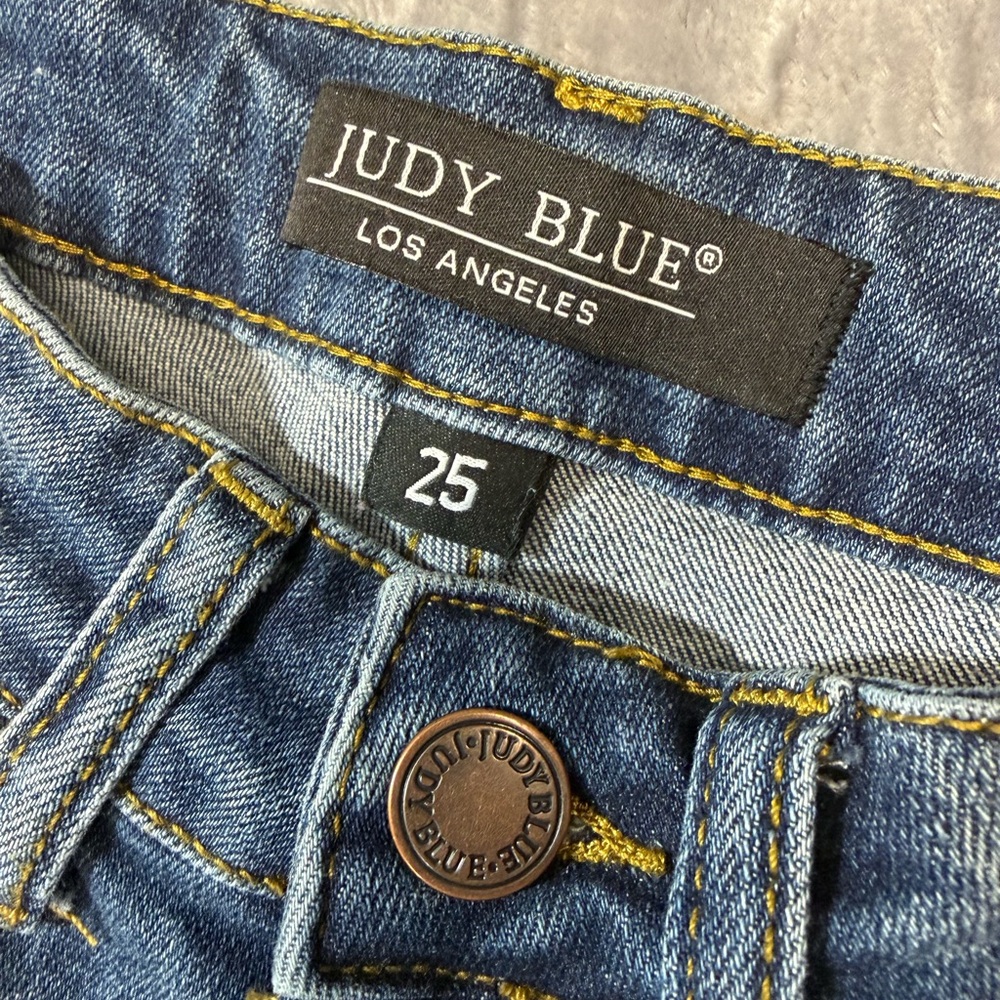 JUDY BLUE Relaxed Fit Mid Rise Distressed Jeans‎ Sz 25 Dark Blue JB8271 DK - Picture 2 of 5
